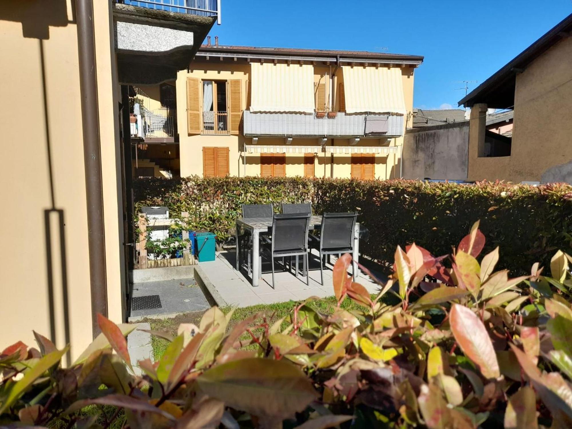 Marco Apartment - Holiday Apartment Luino Exterior foto
